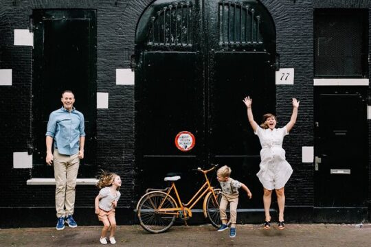 Private Vacation Photography Session with Local Photographer in Amsterdam