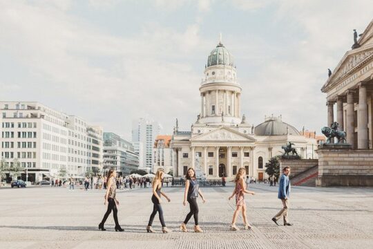 Private Vacation Photography Session with Local Photographer in Berlin