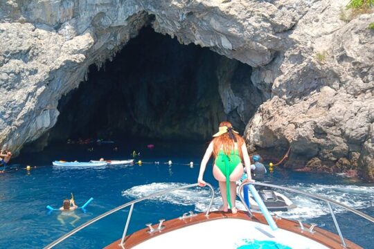 Full Day Private Boat Tour of Amalfi Coast from Praiano