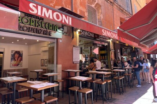 Bologna Walking Food Tour and Highlights with a Local Guide