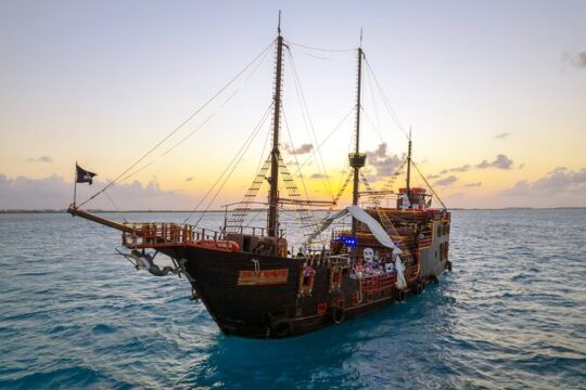 Jolly Roger Pirate Ship Cruise & Dinner Show