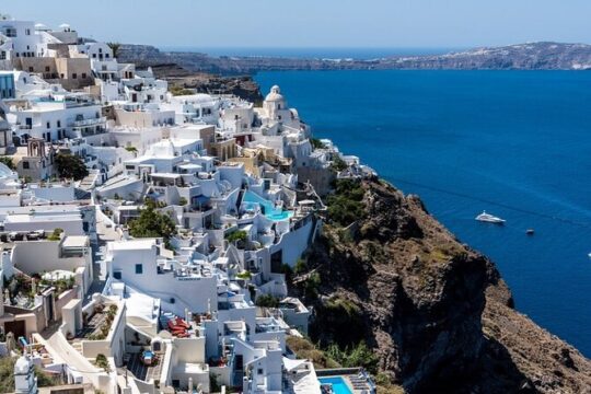 15 Day Private Tour in Paros, Naxos, Mykonos, Santorini and Crete