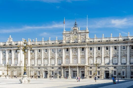Guided tour of the Royal Palace of Madrid and Gardens with entrance