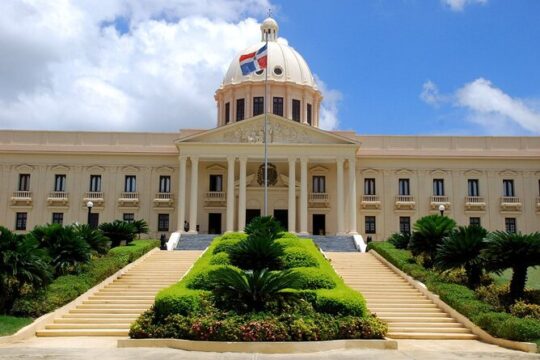 Historical Cultural and Gastronomy Adventure in Santo Domingo