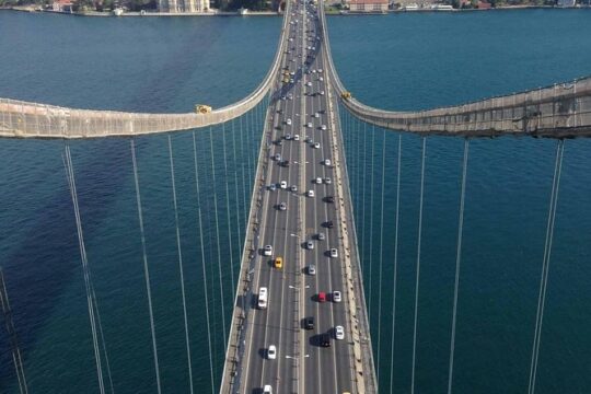 Istanbul Two Continents Tour with Lunch and Bosphorus Cruise
