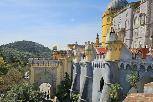 Moorish Castle and Pena Palace with Park Combo Pass in Sintra