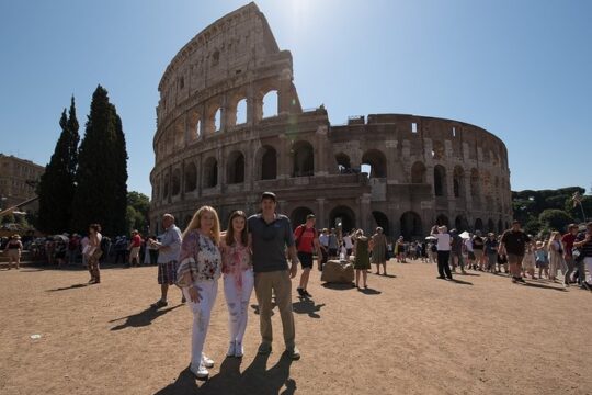 Civitavecchia Port Shore Excursion: Rome Tour Professional Photographer included