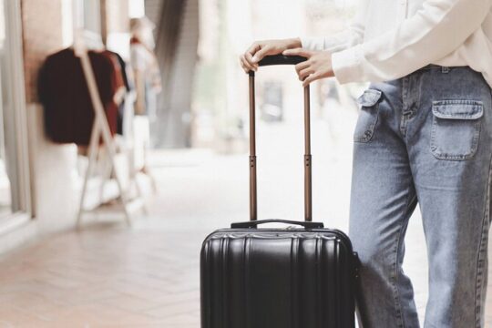 Lisbon: Luggage Storage close to Fado Museum