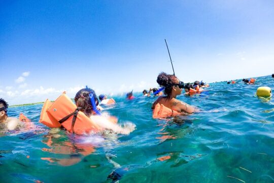 Private Catamaran to Isla Mujeres & Open Bar