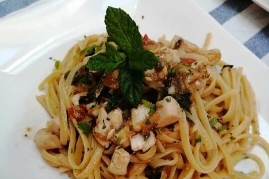 Private Lunch on a Sailing Boat in Catania