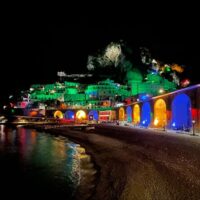 Holiday & Seasonal Tours