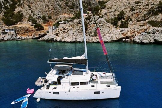 Chania Day Catamaran Cruise with Lunch from Souda Port