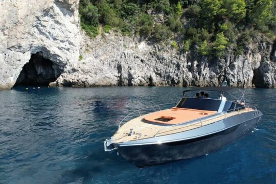 Private boat tour to the magical Capri