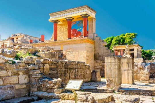 Knossos Palace and Archaeological Museum in Heraklion Tour