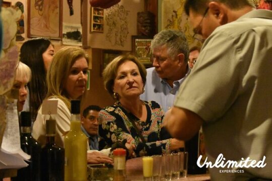 Cantinas tour experience (private tour)