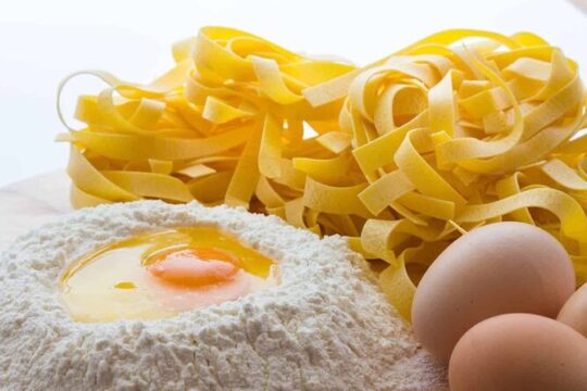 Tagliatelle Cooking Class with Meal in Rome