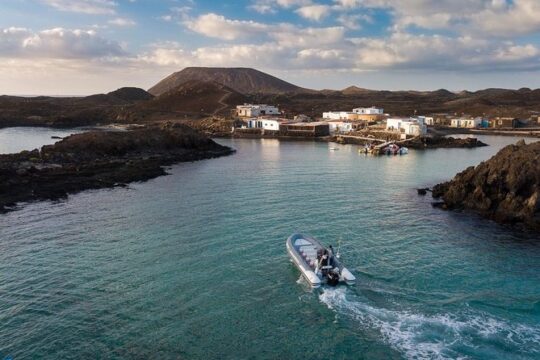 Water Taxi Lobos Island