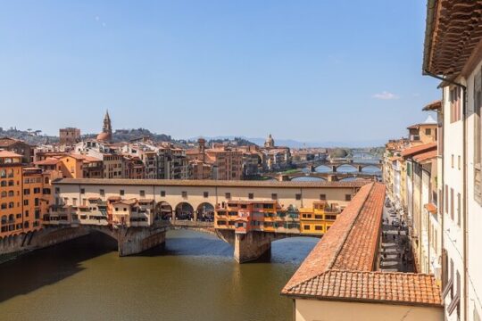 Private guided tour to the Vasari Corridor and the Uffizi Gallery