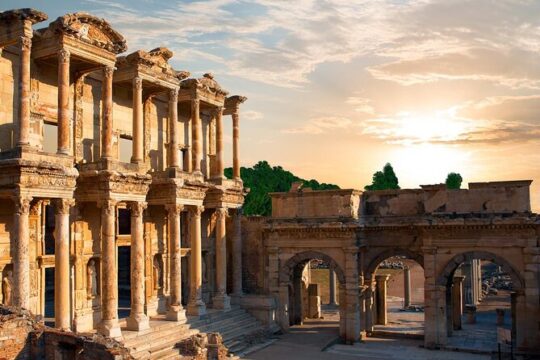 2 Days Epic Adventure Tour from Istanbul Ephesus and Pamukkale