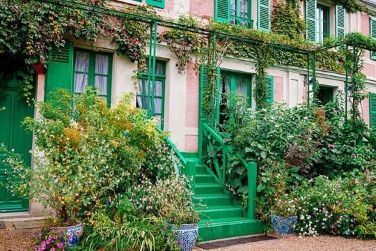 Full Day Giverny and Versailles Tour with Lunch