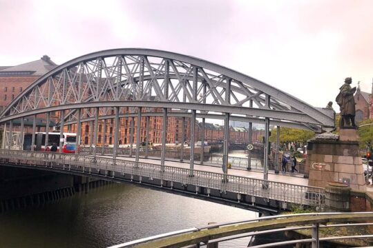 Quiz and fall in love in Hamburg