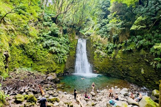 Private Trail Tour in Sao Miguel and the Island with Local Guide