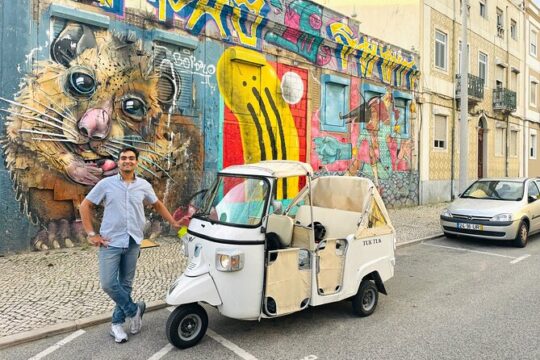 Lisbon Private Guided Tour with a Local and Tuk Tuk Ride