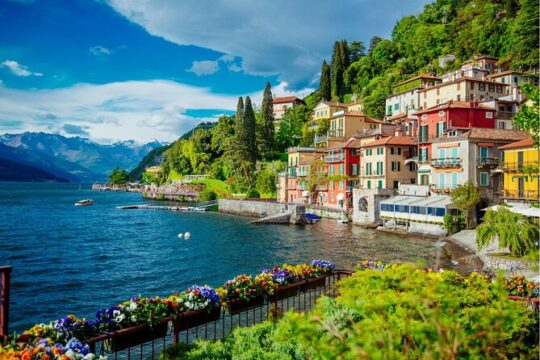 Private Day Trip to Lake Como and Lugano from Lucerne by Car