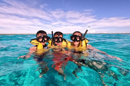 Explore & Sailing Catamaran Unlimited to Isla Mujeres