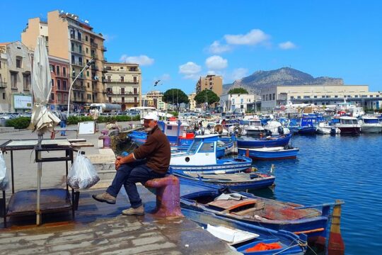 A walk among the monuments and markets of Palermo