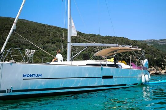 Full-Day Boat Sailing Experience at Tróia