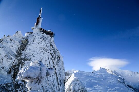 2-Day Pass from Zurich to Geneva with Interlaken and Chamonix