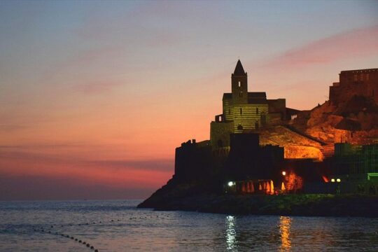 Cinque Terre from Genoa: Private Roundtrip Transfer & Local Driver Disposal