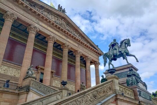 Highlights Tour: Explore Berlin's unique Museum Island