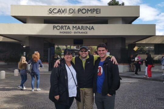 Pompeii and Herculaneum Skip-The-Line with Lunch&WineTasting from Naples Port
