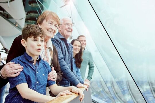 Portsmouth and Spinnaker Tower by Rail Tour from London