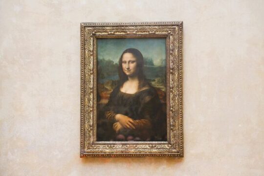 Skip the Line: Louvre Express Guided Tour & French Wine Tasting