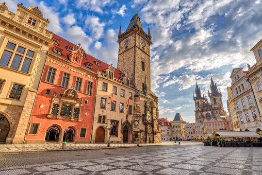 Private Tour of Prague Old Town with Zizkov TV Tower