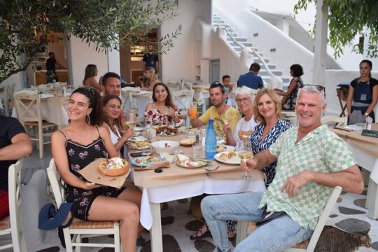 Naxos Old Town Tour with Wine Tasting and Dinner