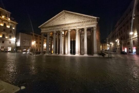 Tour by Night Rome