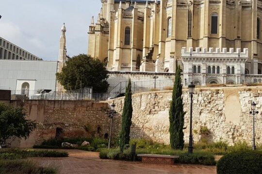 2-Hour Walking Tour on the History of Islamic Medieval Madrid: the origins