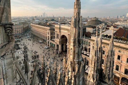 Vienna To Venice and Milan 3 Day Private Tour with Guides