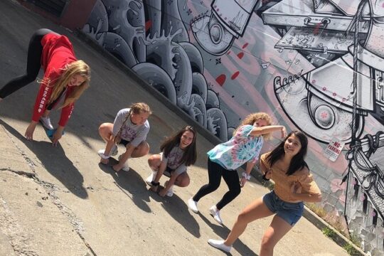 Adventurous Scavenger Hunt in Detroit by 3Quest Challenge
