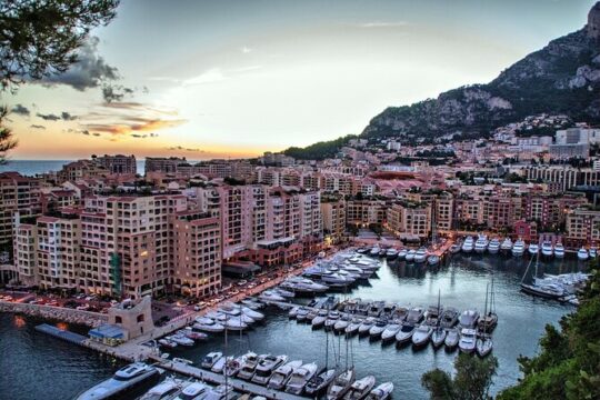 Private Transfer From Monaco to Cannes With a 2 Hour Stop in Nice