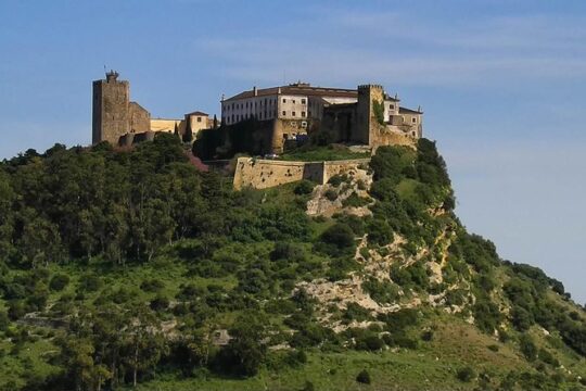Private Tour Arrábida Sesimbra With Wine tasting From Lisbon