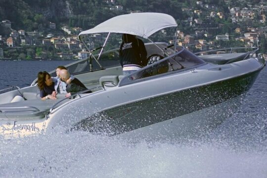 Lake Como Legendary Villas 1 h Speedboat Tour w/Captain