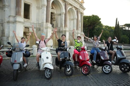 Rome Self-Drive Vespa with Photographer Licensed Required