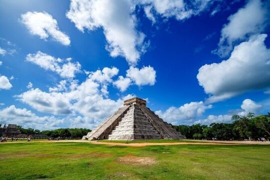 Full-Day Private Chichen Tour and Cenote