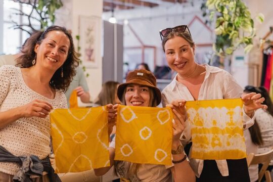 2 Hours Nature Dyeing Fabric with Local Plants in Cyprus