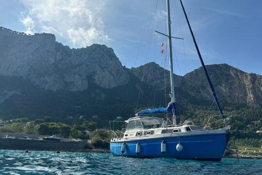 A Day of snorkeling on a sailing boat with lunch included